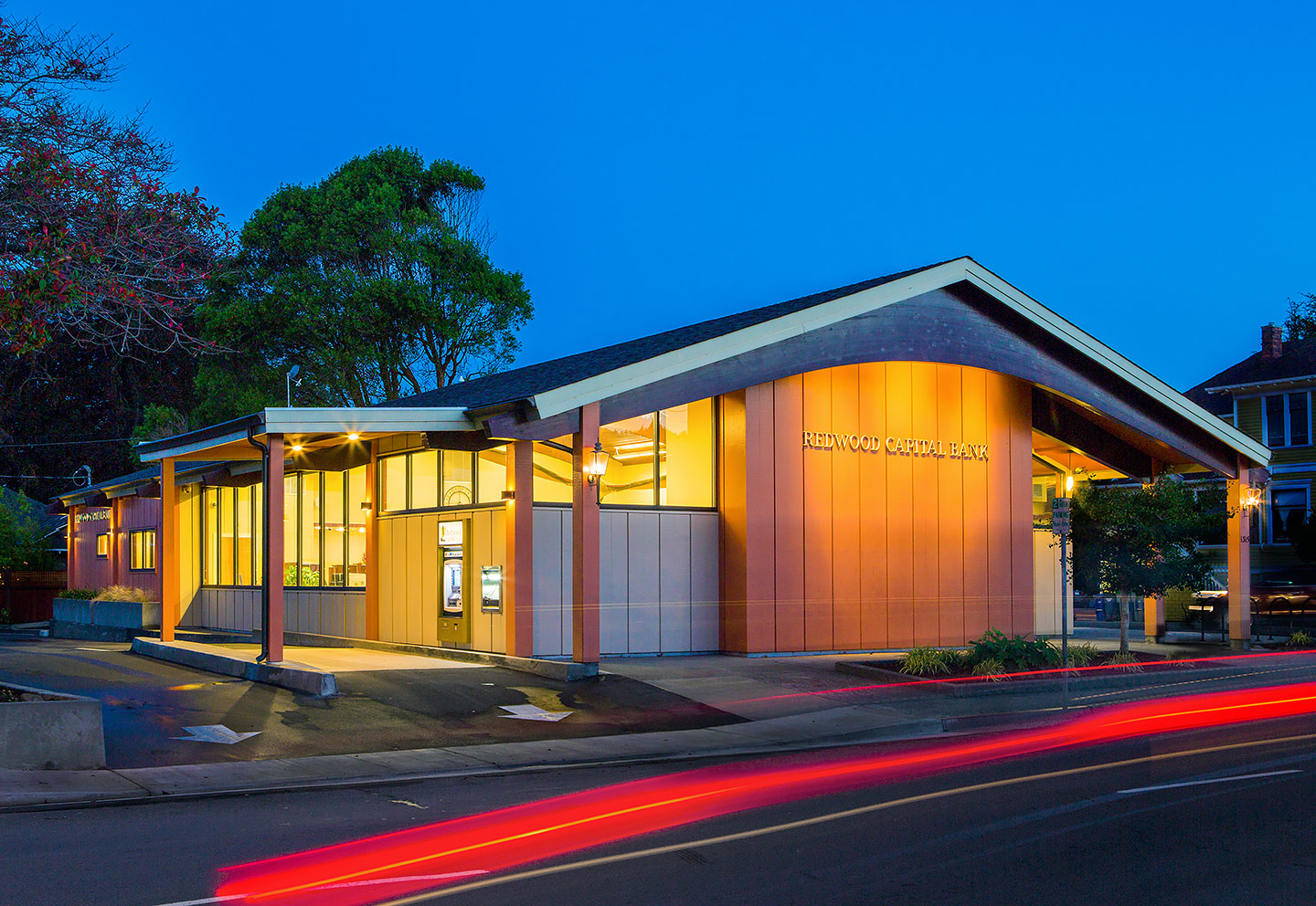 Redwood Capital Bank Arcata 01