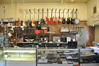 H & R Jewelry & Loan Co. 02
