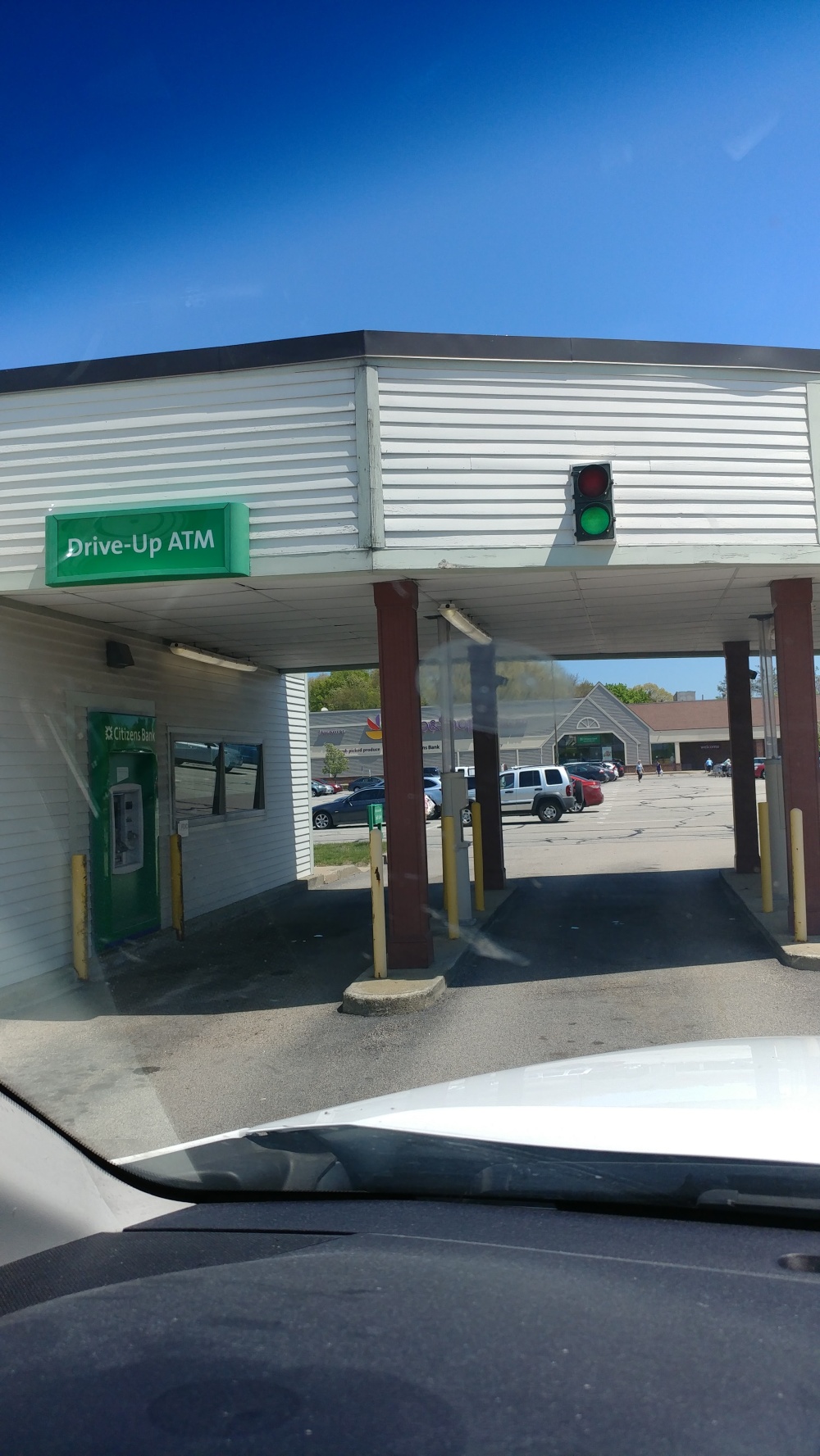 Citizens Bank Supermarket Branch 01