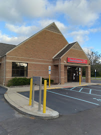 Bank of America (with Drive-thru ATM) 04