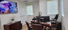 Bluecastle Lending, Realty & Title 03