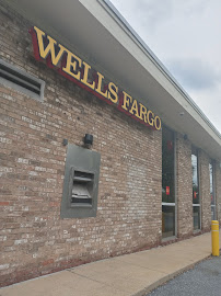 Wells Fargo Bank 01