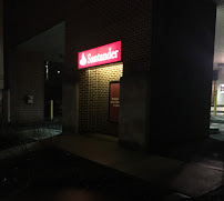Santander Bank Branch 02