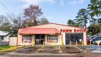 Walker Pawn and Jewelry 01