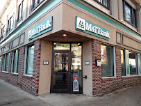 M&T Bank 04