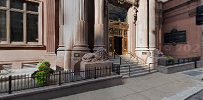 Dollar Bank 01
