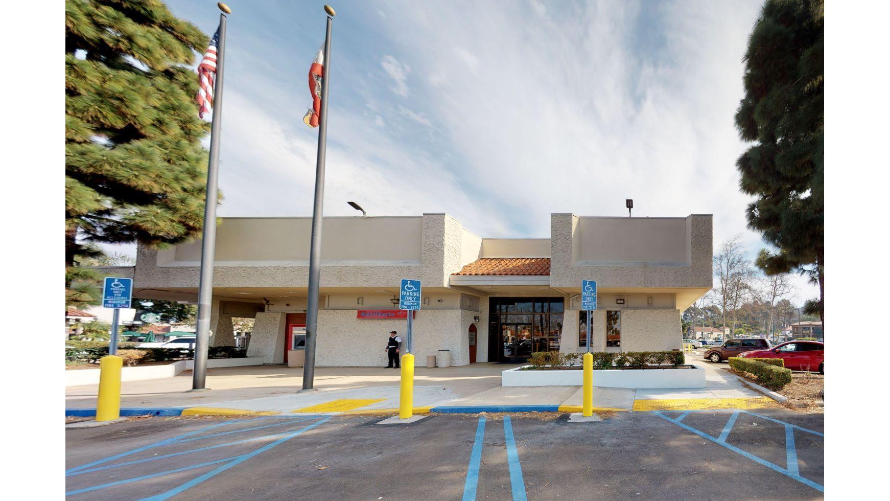 Bank of America (with Drive-thru ATM) 01