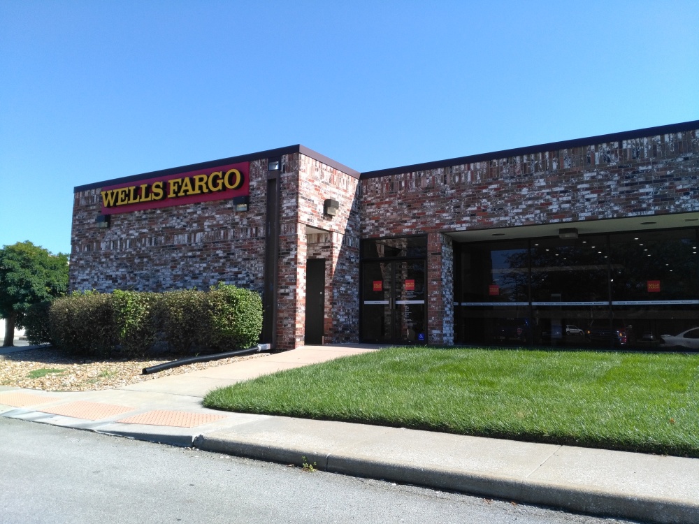 Wells Fargo Bank 01