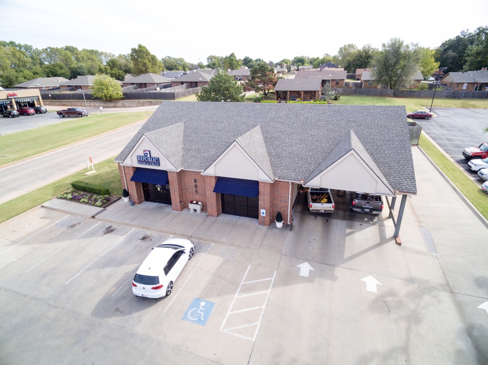 Armstrong Bank 01