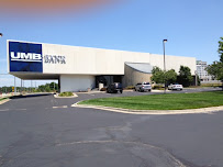 UMB Bank (with drive-thru services) 02