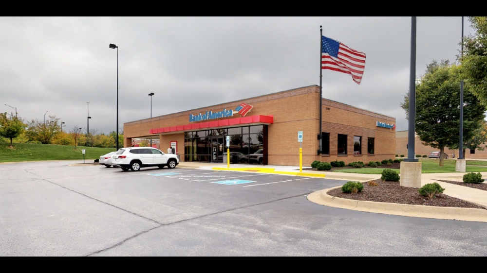 Bank of America (with Drive-thru ATM) 01