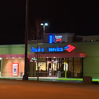 Bank of America (with Drive-thru ATM) 02