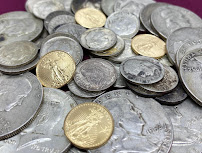 Morgantown's Cashland Pawn Shop 03