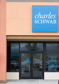 Charles Schwab 01