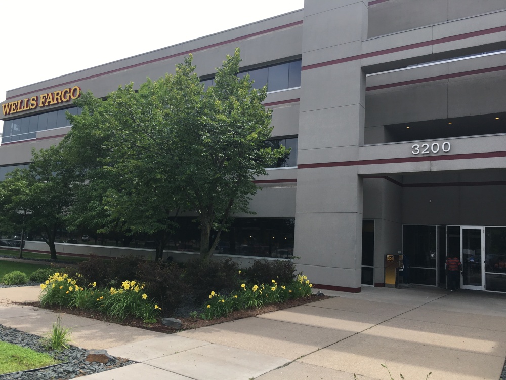 Wells Fargo Bank 01
