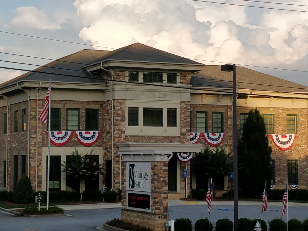 Vinings Bank 01