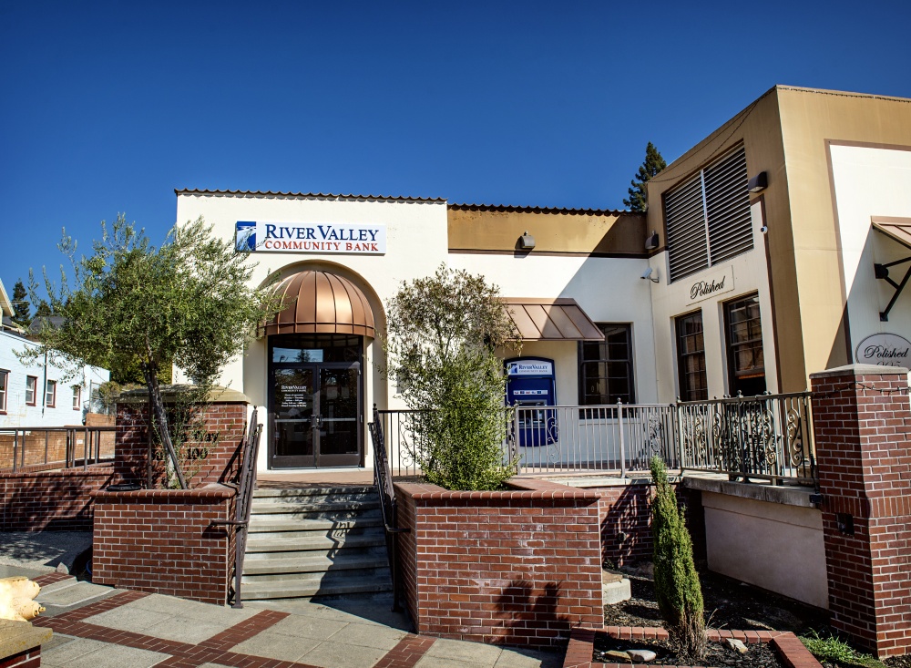 River Valley Community Bank 01