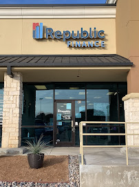 Republic Finance 02
