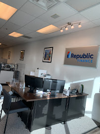 Republic Finance 04