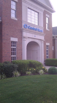 Central Bank & Trust Co. 01