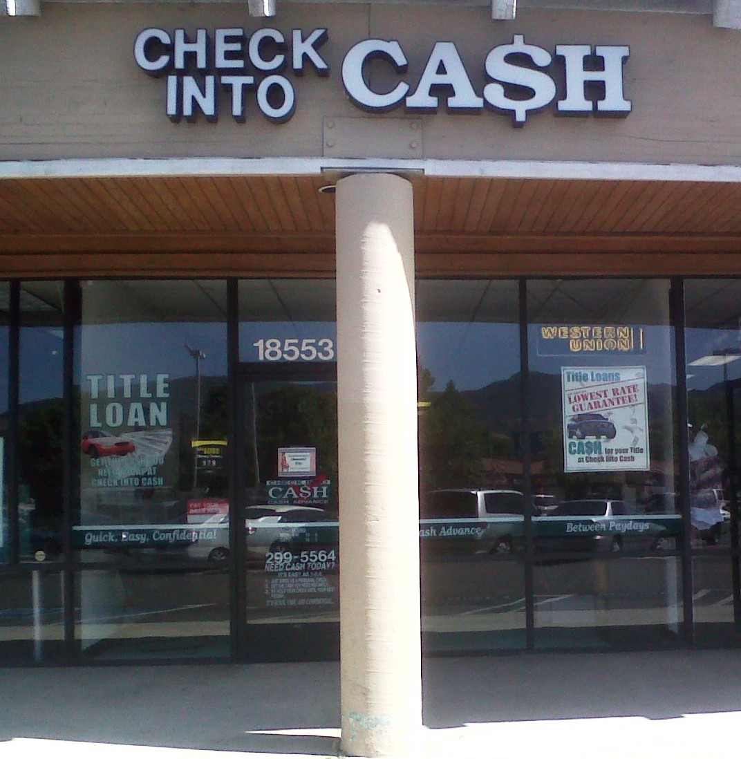 Check Into Cash 01