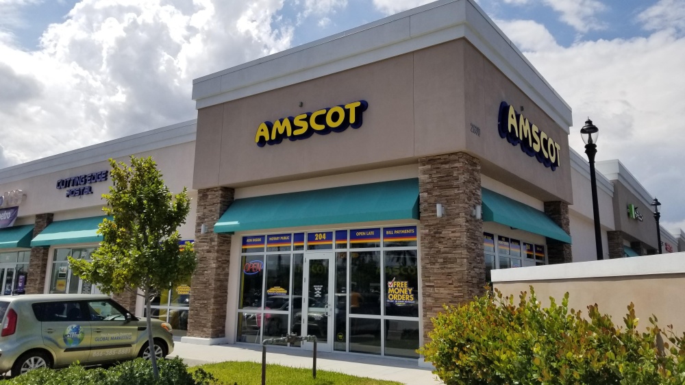 Amscot - The Money Superstore 01