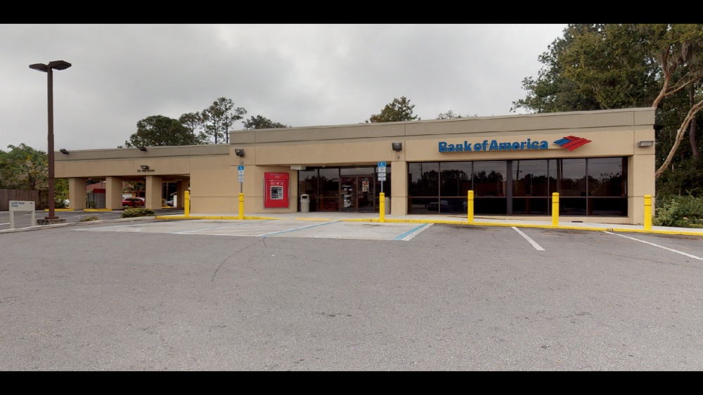 Bank of America (with Drive-thru ATM) 01