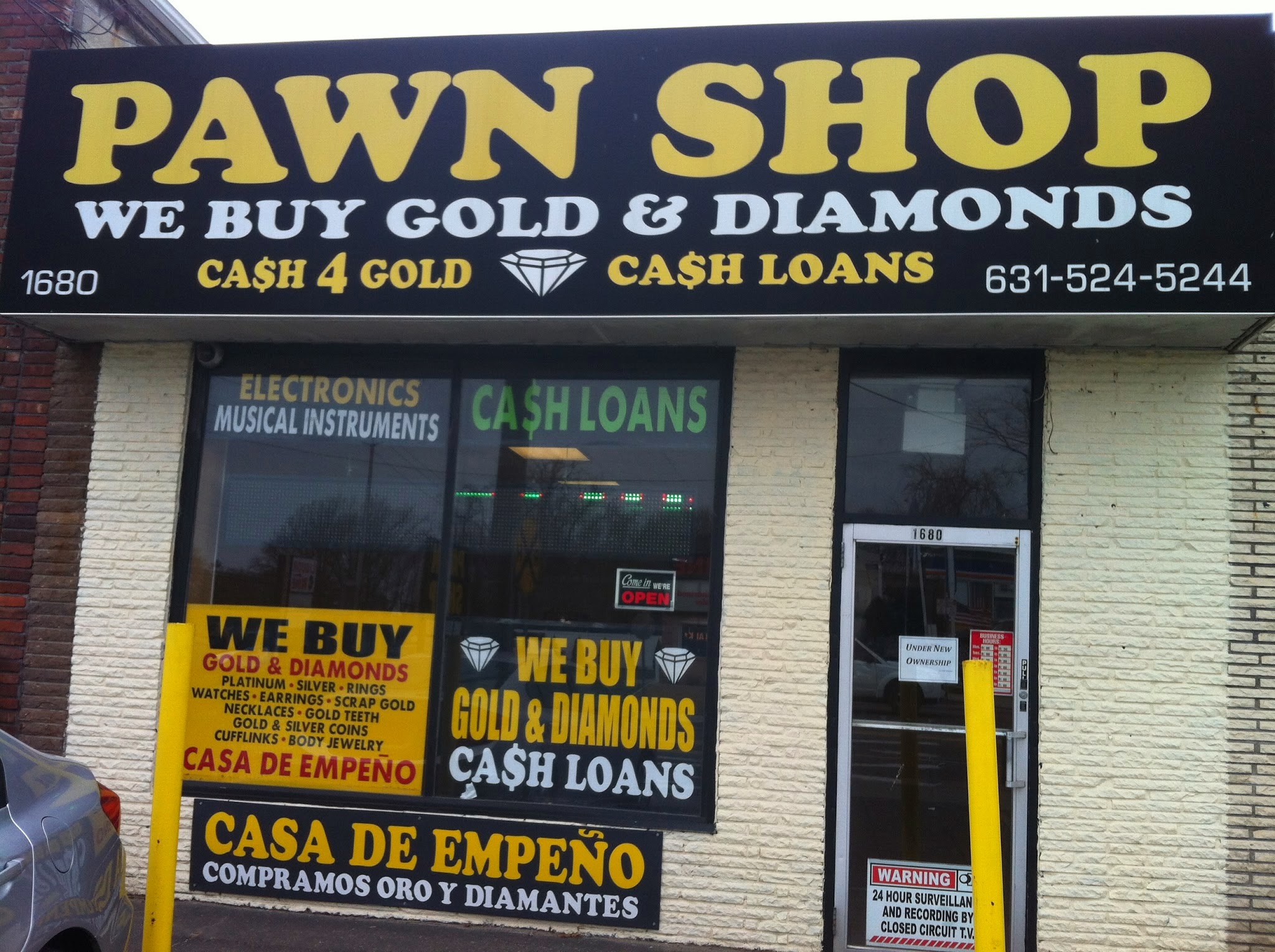 Sandal Pawn Shop 01