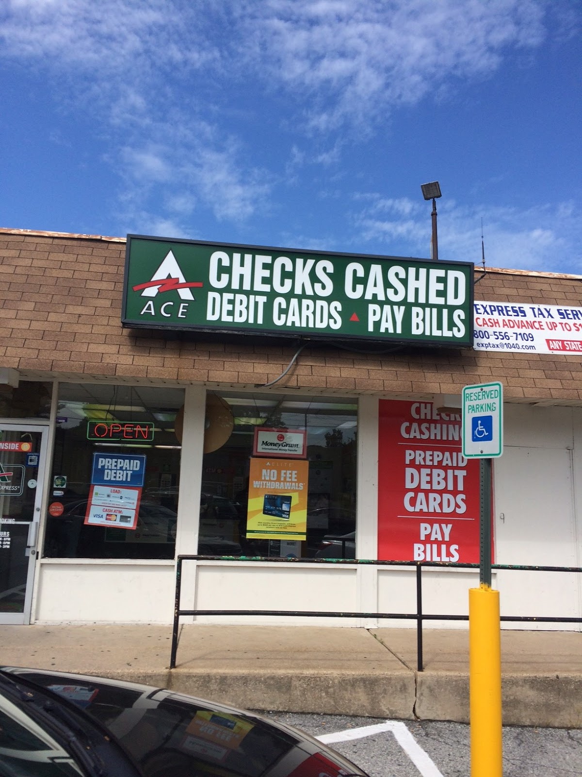 ACE Cash Express 01