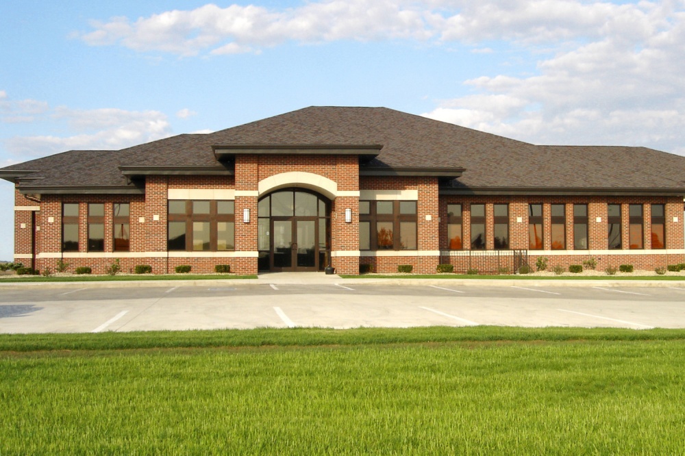 Luana Savings Bank 01
