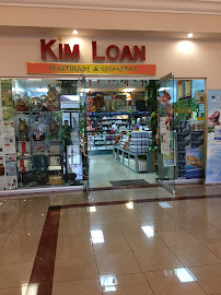 Kim Loan Healthcare & Cosmetics 01