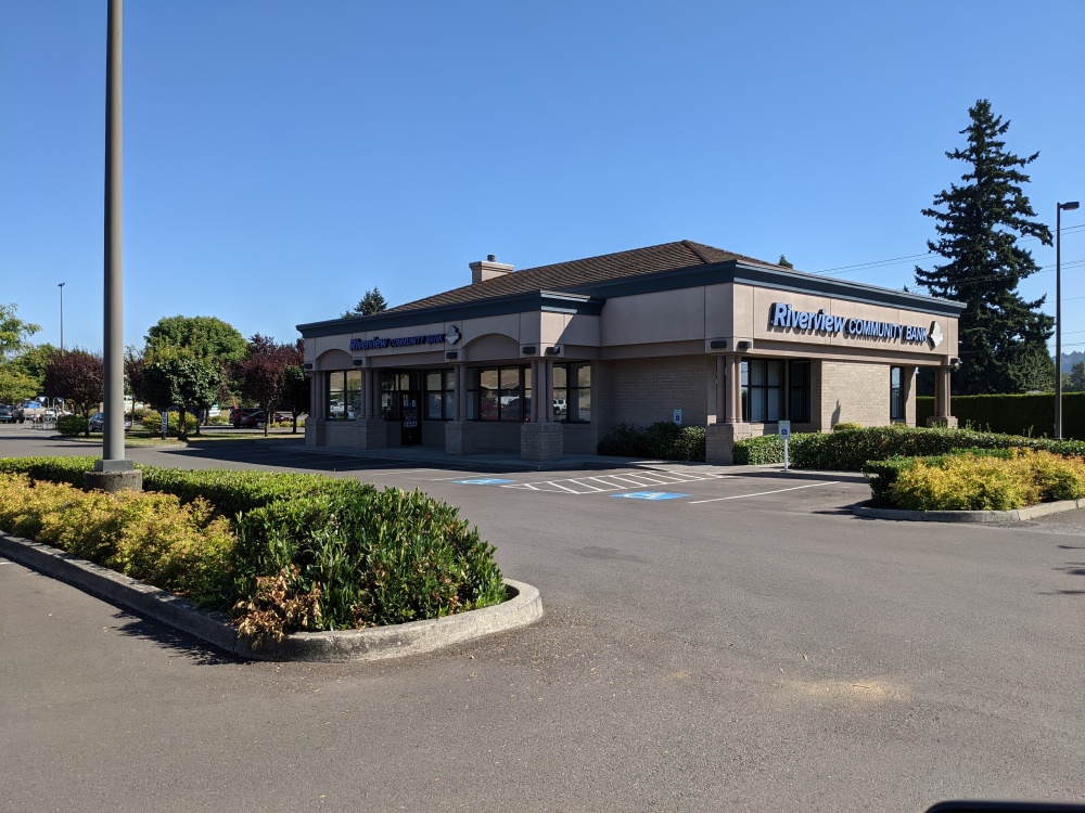 ATM Riverview Community Bank 01