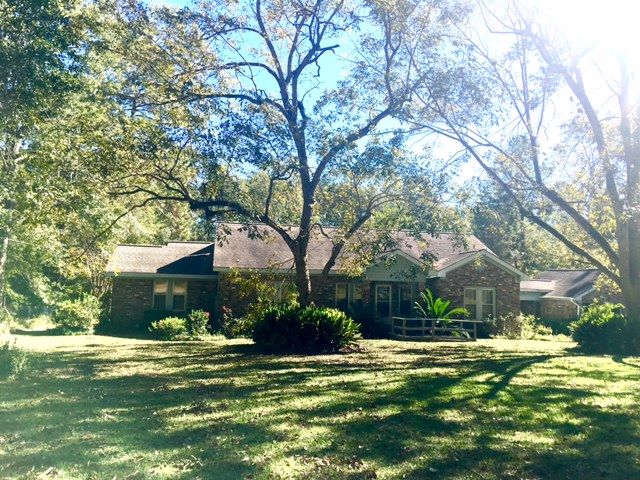 Creekside Realty, LLC 01