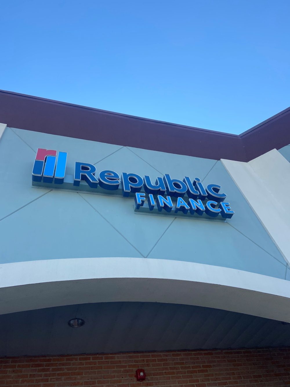 Republic Finance 01