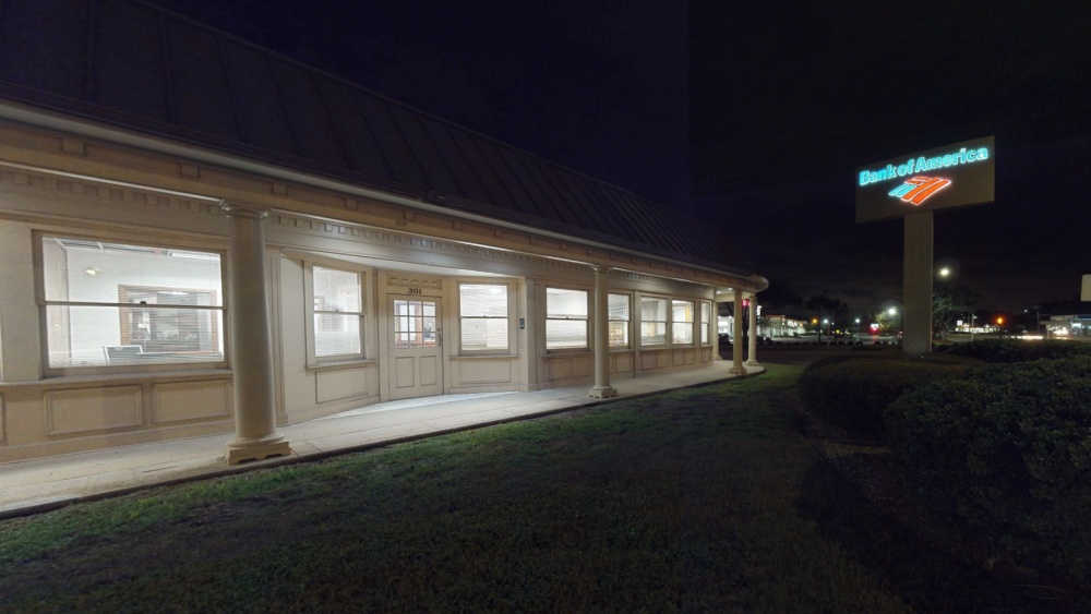 Bank of America (with Drive-thru ATM) 01