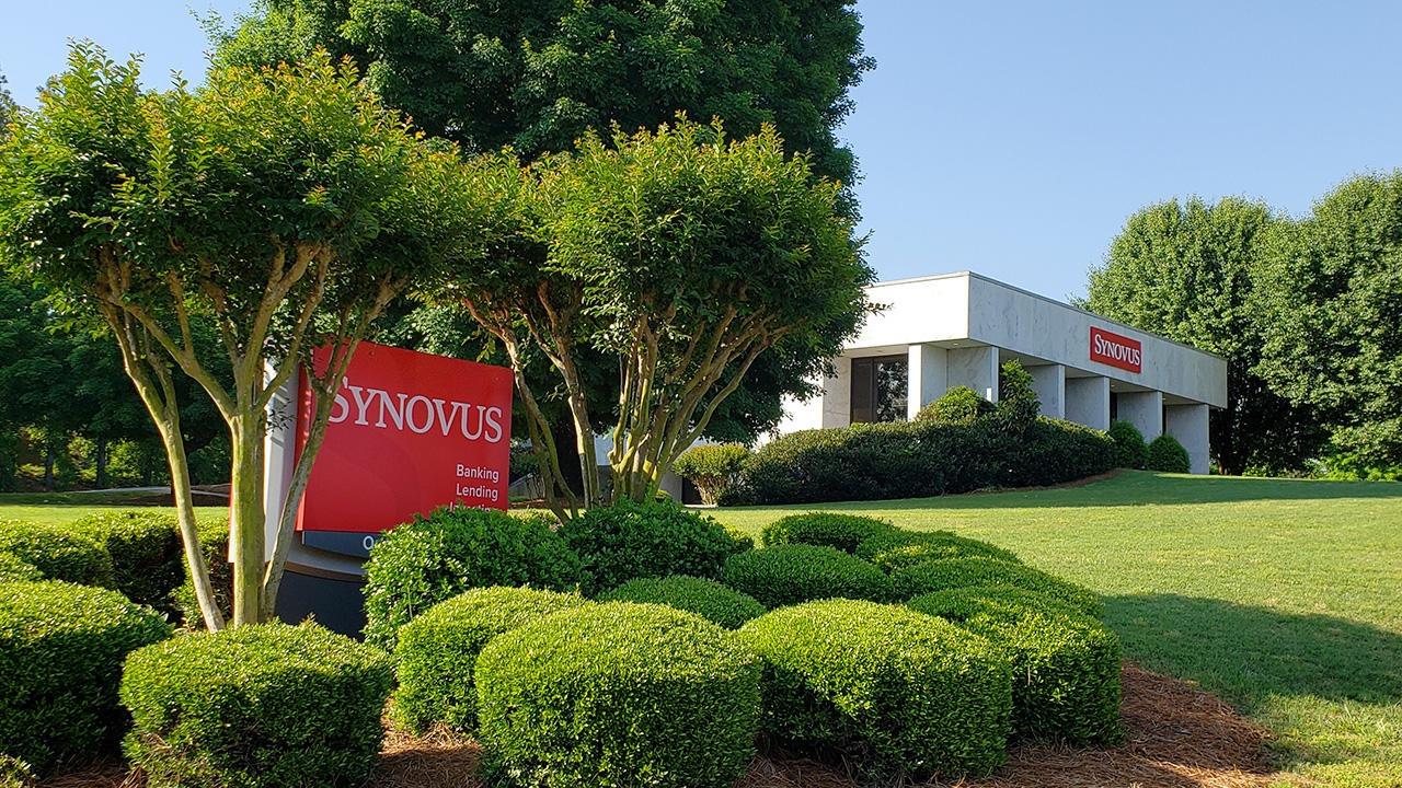 Synovus Bank 01