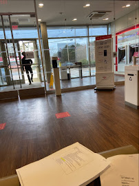 Bank of America (with Drive-thru services) 02