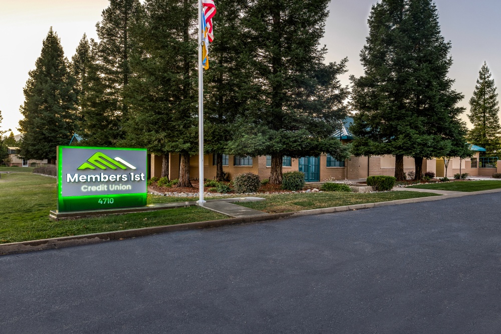 Members 1st Credit Union - Corporate Office 01