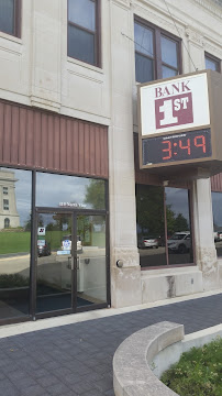 Bank 1st 02