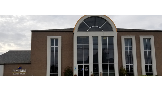 First Mid Bank & Trust Highland Main 01