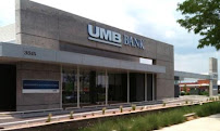UMB Bank (with drive-thru services) 02