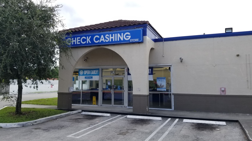 The Check Cashing Store 01