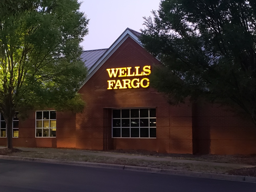 Wells Fargo Bank 01