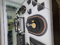 conduit pawnshop 03