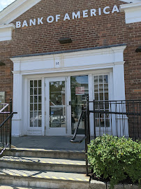 Bank of America (with Drive-thru ATM) 02