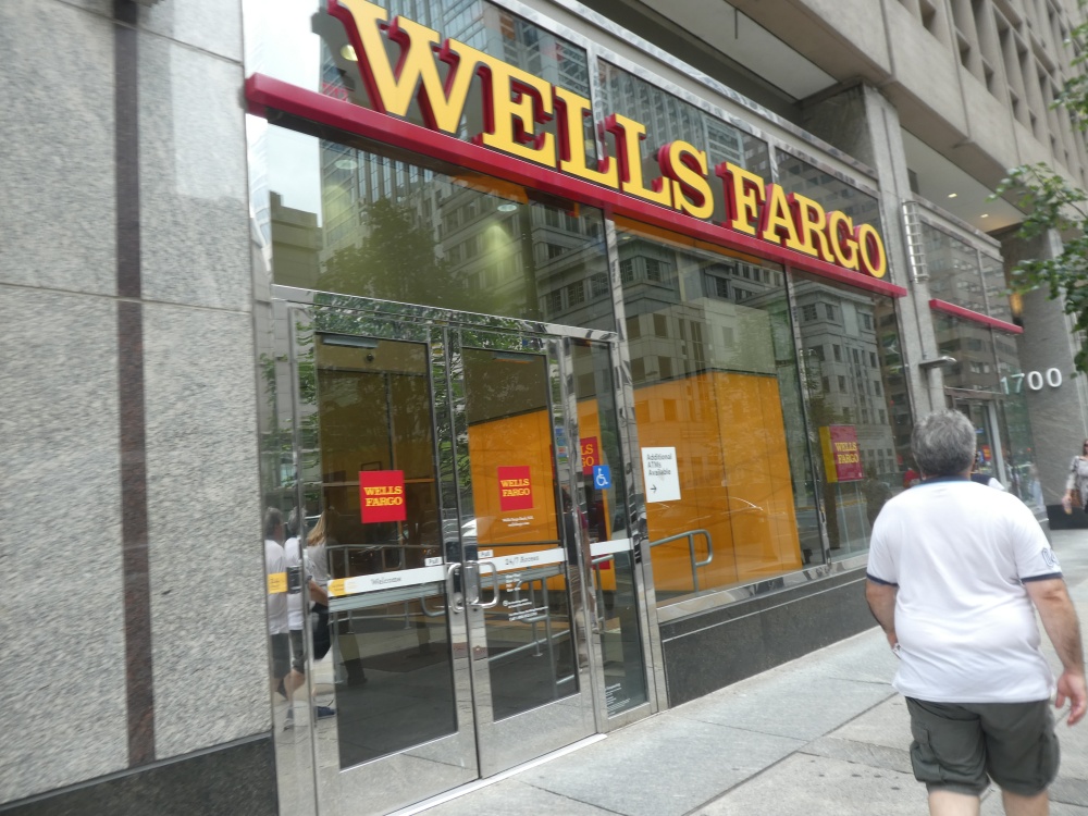 Wells Fargo Bank 01