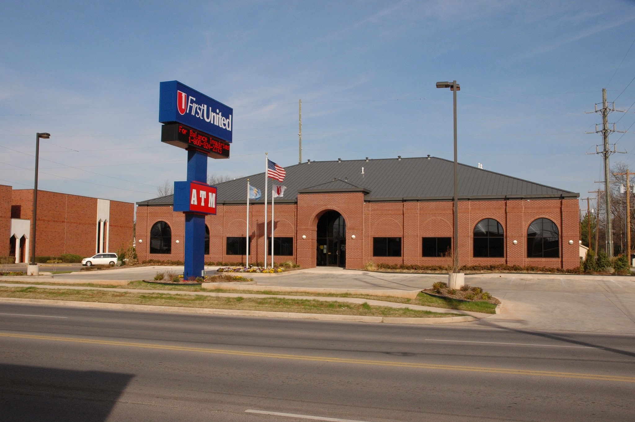 First United Bank - Pauls Valley 01