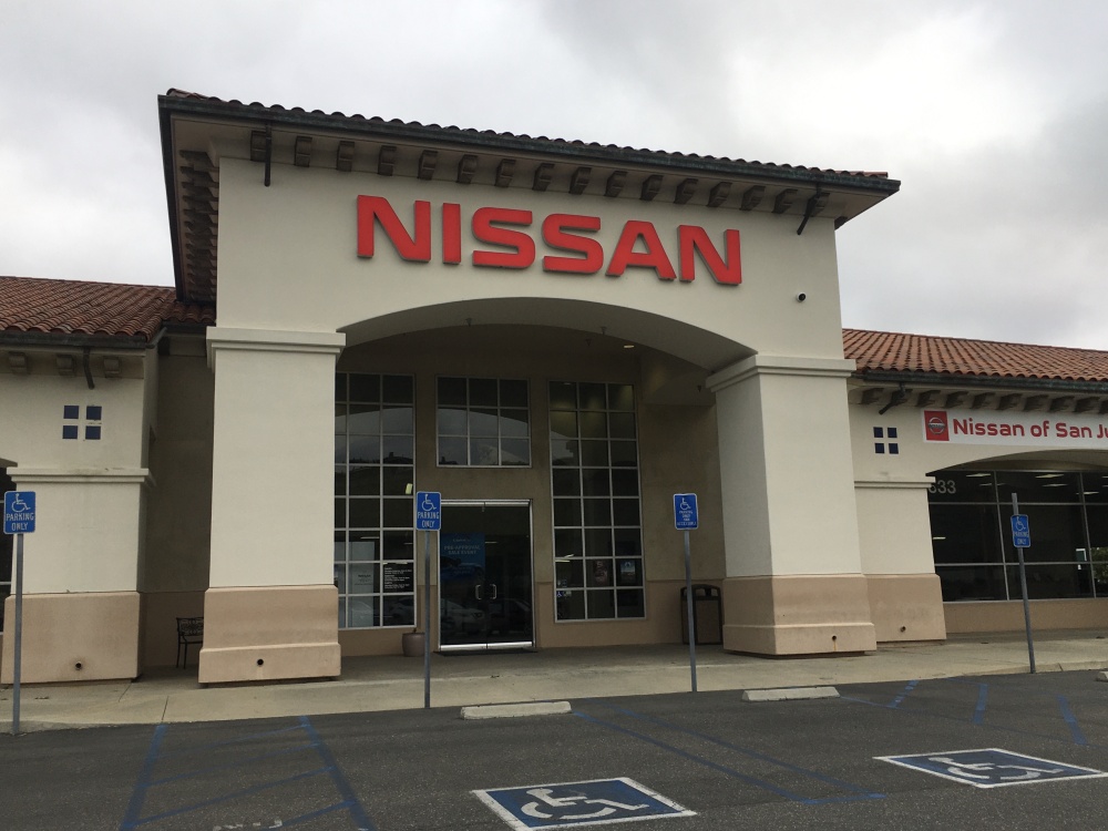 Nissan of San Juan Capistrano 01