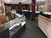 Stein's Jewelry & Loan 04