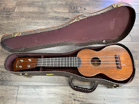 Golden State Pawn and Guitars 03